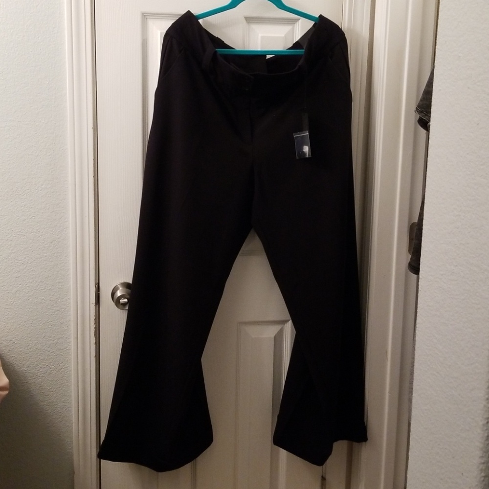 NWT. Plus size. Wide leg pants